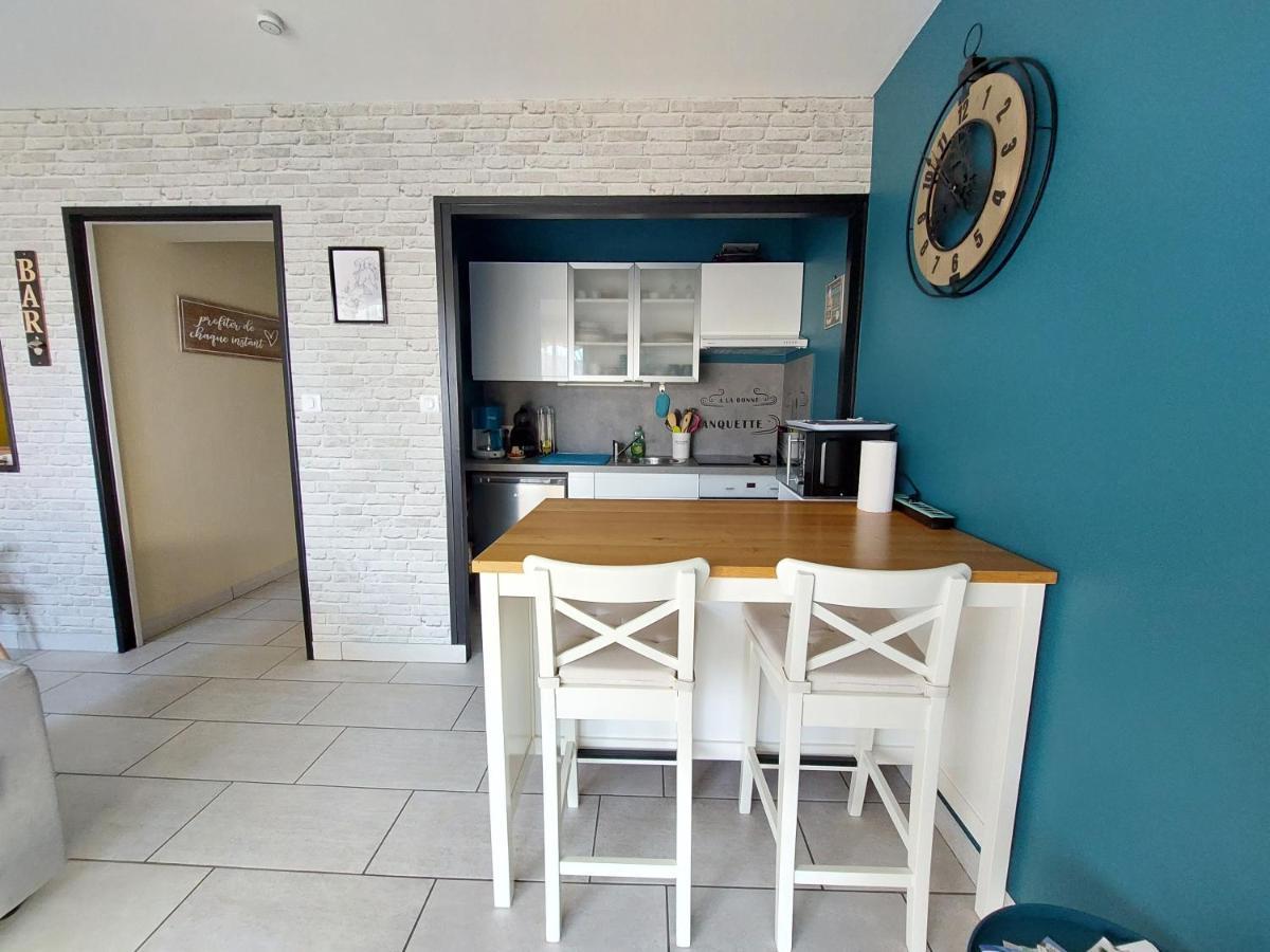 Studio Sur Les Rives D'Allier Moulins  Buitenkant foto